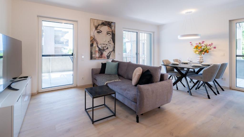 TV a/nebo společenská místnost v ubytování Apartments Jesse