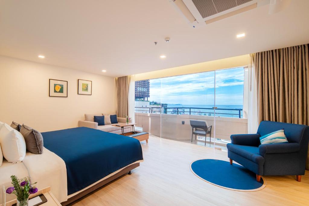 
Premier Double Room with Sea View

