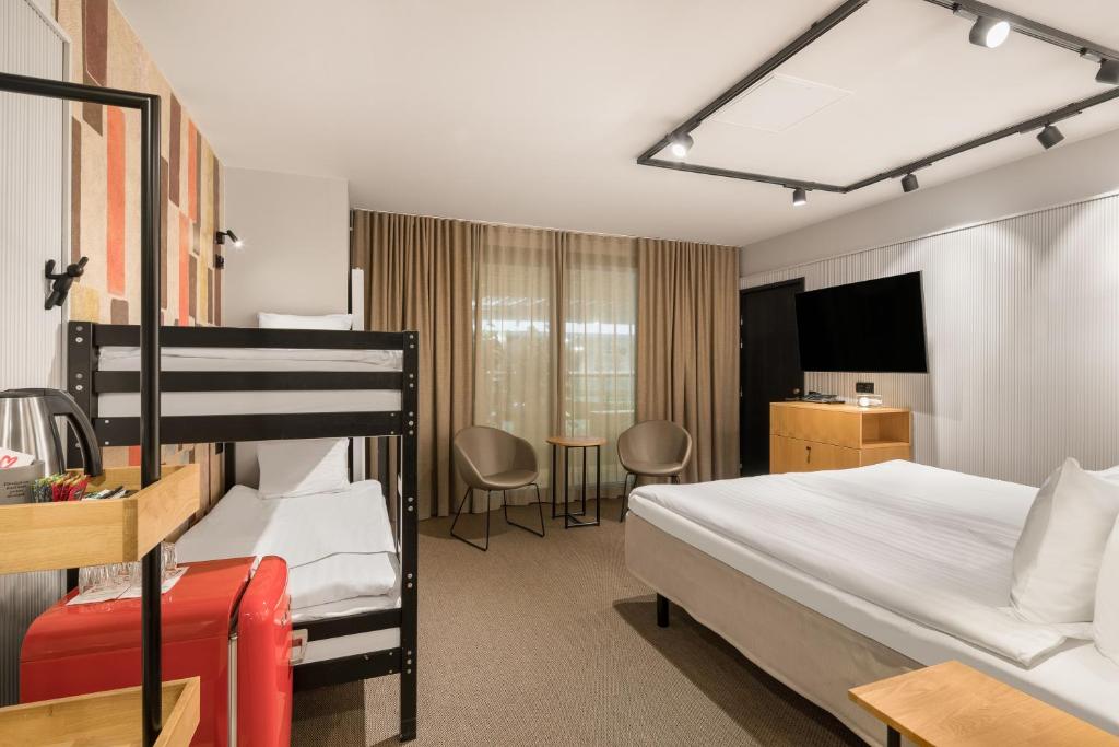 Original Sokos Hotel Wiklund - Standard Quadruple Room