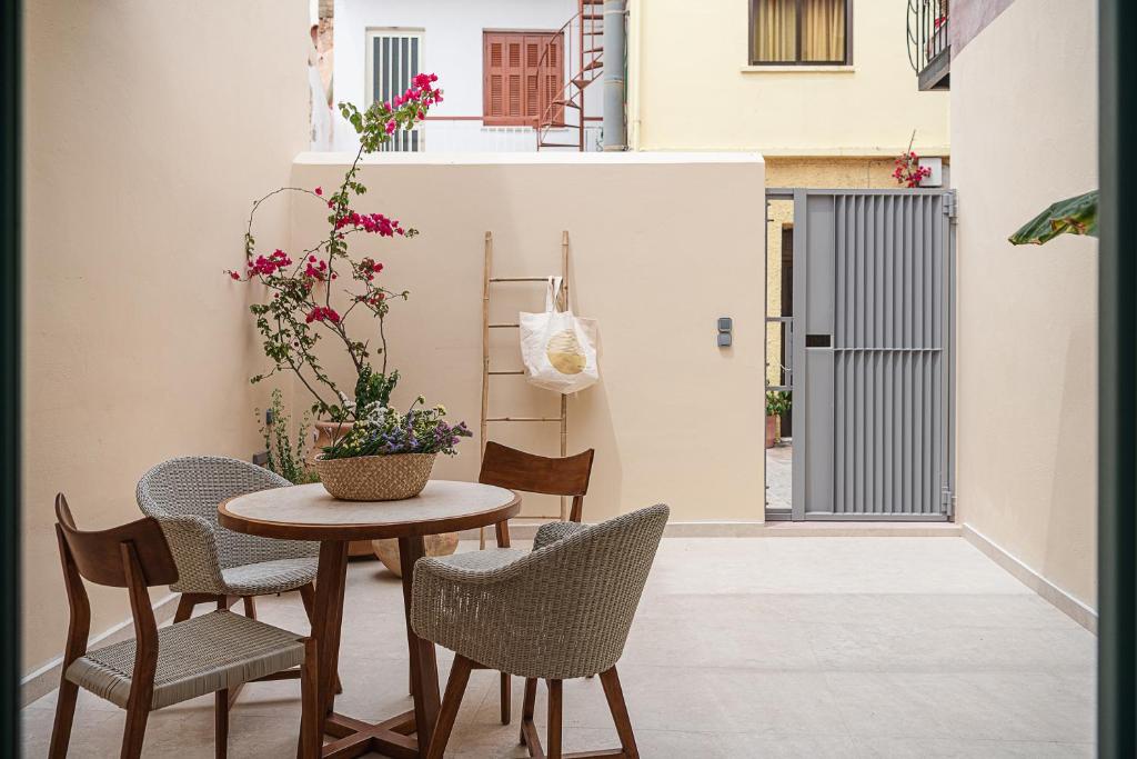 Off Apartments