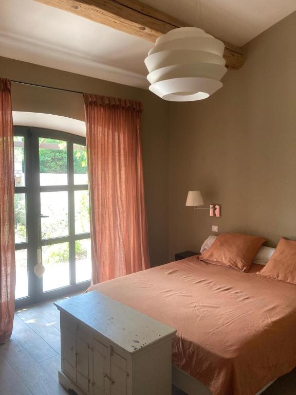 Photo de la galerie de l'établissement Mas Provencal familial, à Eygalières