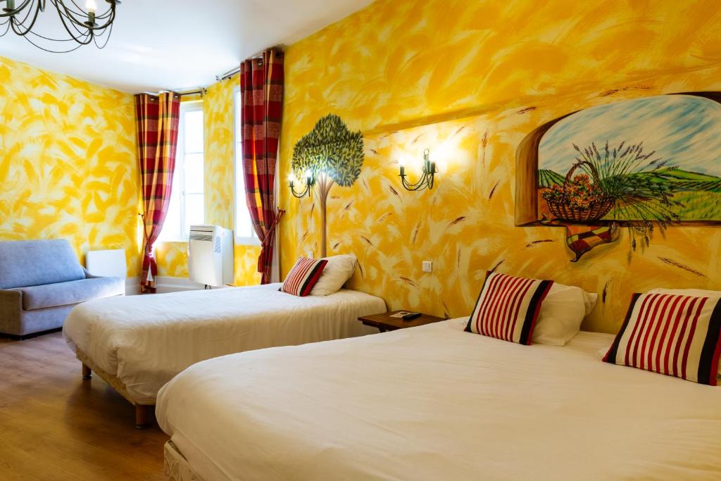 Logis Hôtel de la Tour Libourne - Family Room
