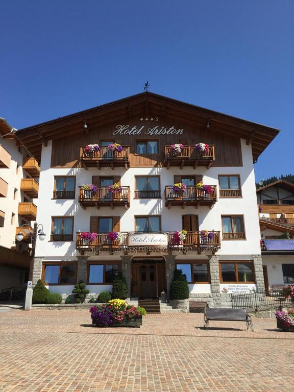 Hotel Ariston ***S
