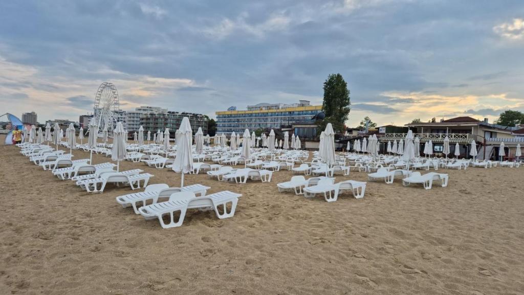 Pláž u hotelu