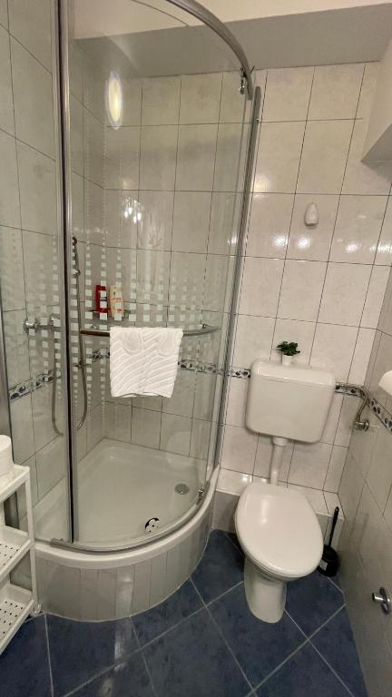 Koupelna v ubytování Apartmens and Rooms Madunic V