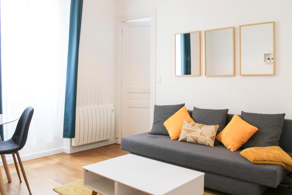 Photo de la galerie de l'établissement Cozy apartment located 15 min from Paris, à Saint-Denis