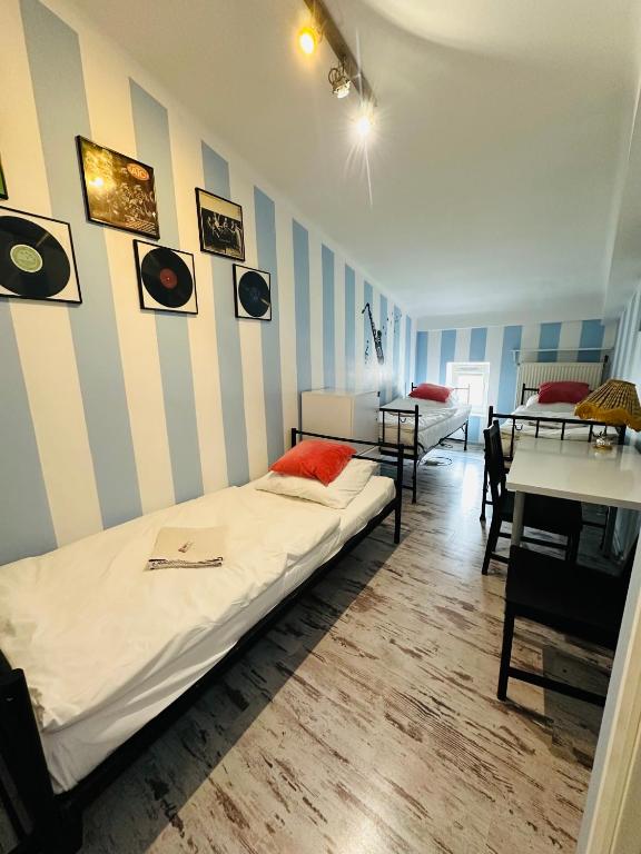 AB Hostel - Quarto Triplo