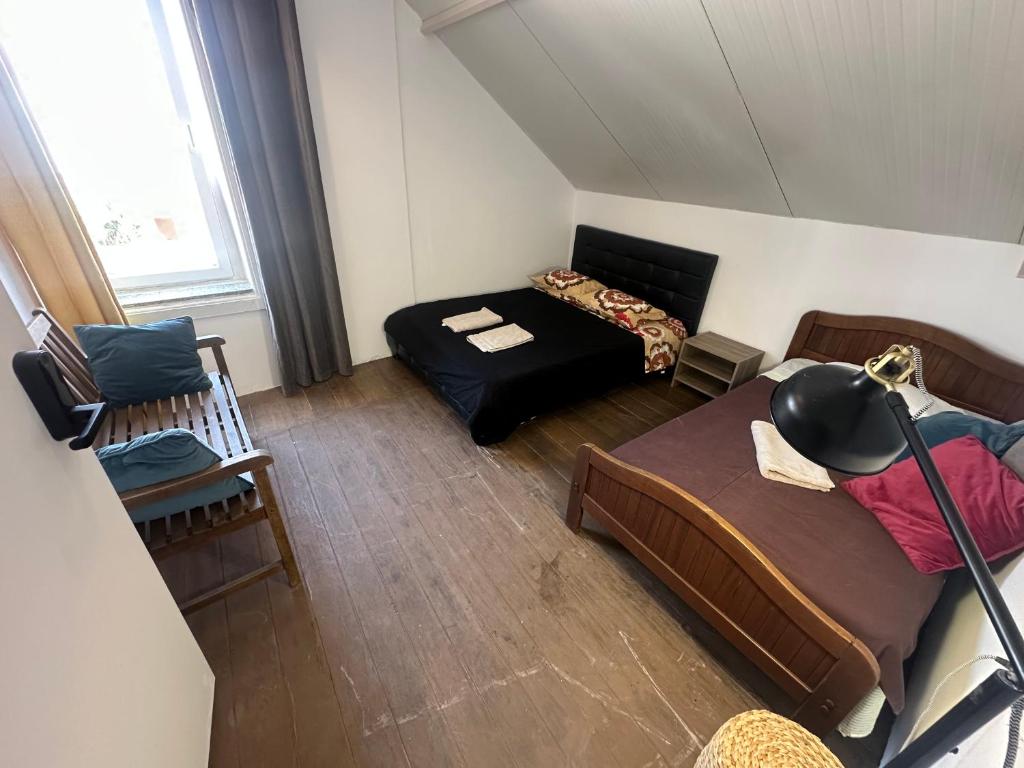 Stay In Aveiro - Drievoudige Kamer Met Gedeelde Badkamer
