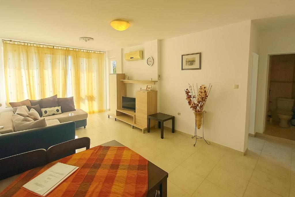 Posezení v ubytování Home Comfort 3 Rooms Apartment Butterfly