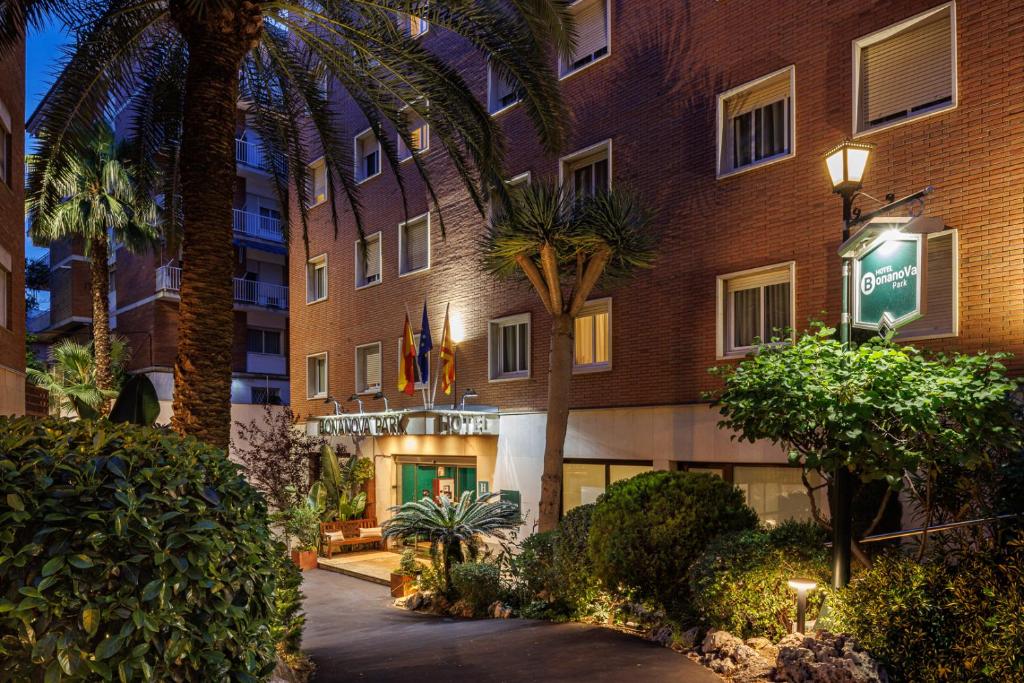 Bonanova Park - Resim 17