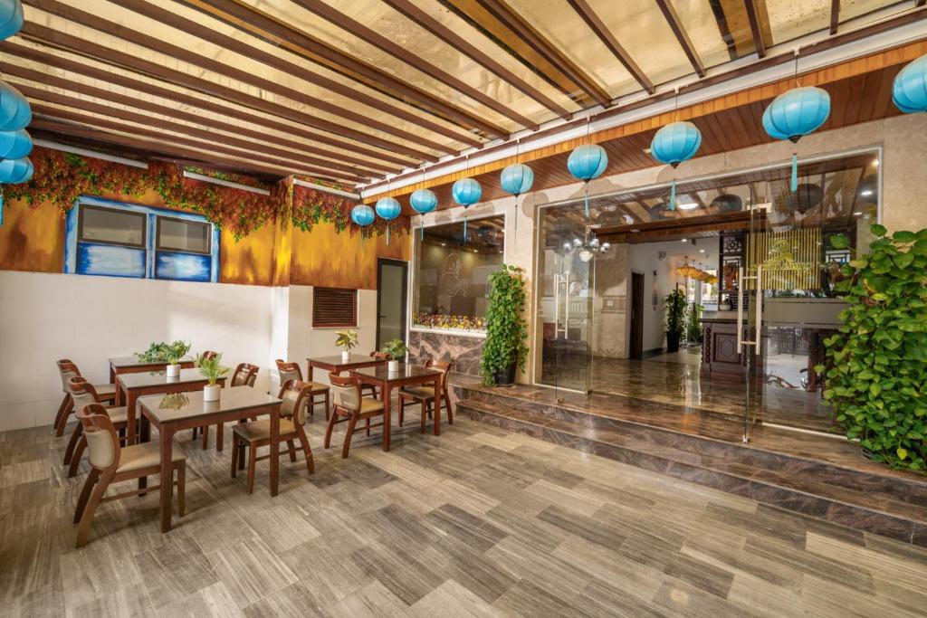 Restaurace v ubytování An Hotel