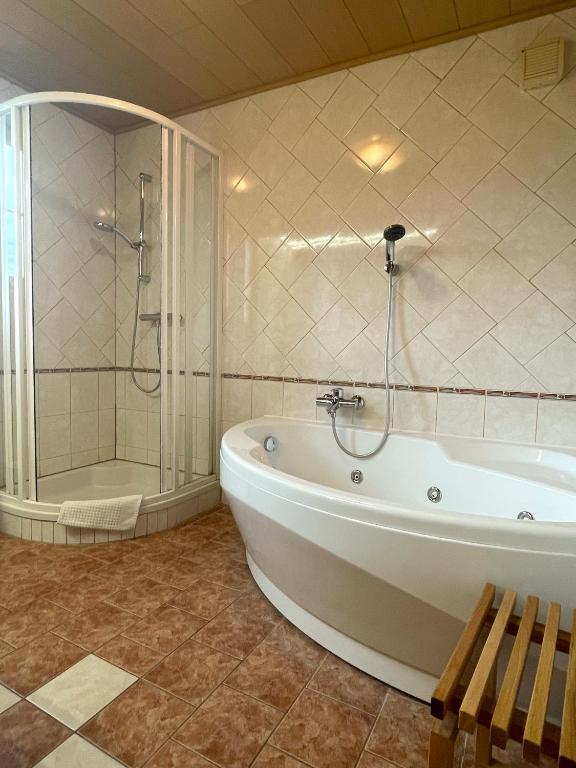Kúpeľňa v ubytovaní Knirschenhof