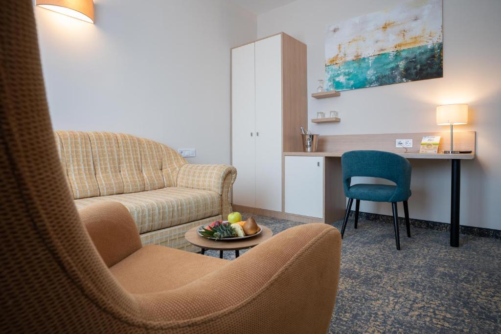 Posezení v ubytování Kikelet Club Hotel