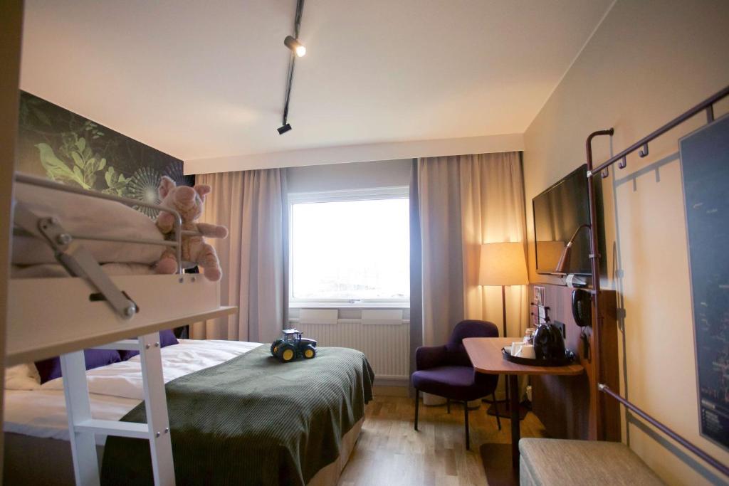 TV a/nebo společenská místnost v ubytování Scandic Klarälven