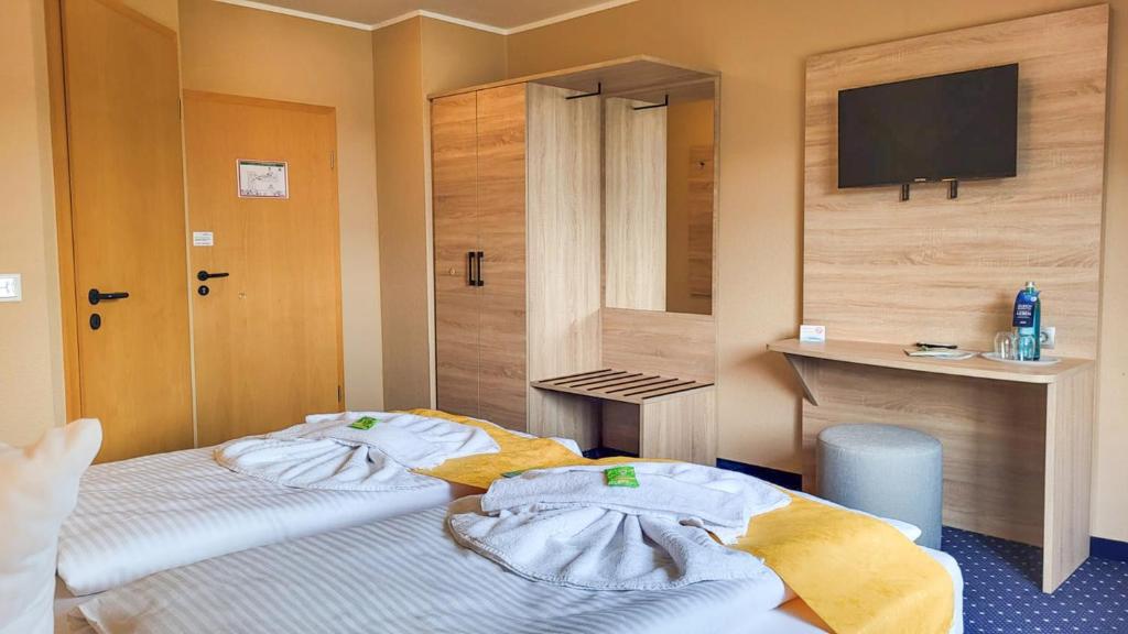 Ferien Hotel Ostfriesland - Habitación Doble Con Vista Al Lago