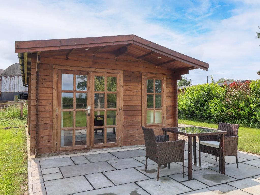 Κήπος έξω από το Laurel Lodge