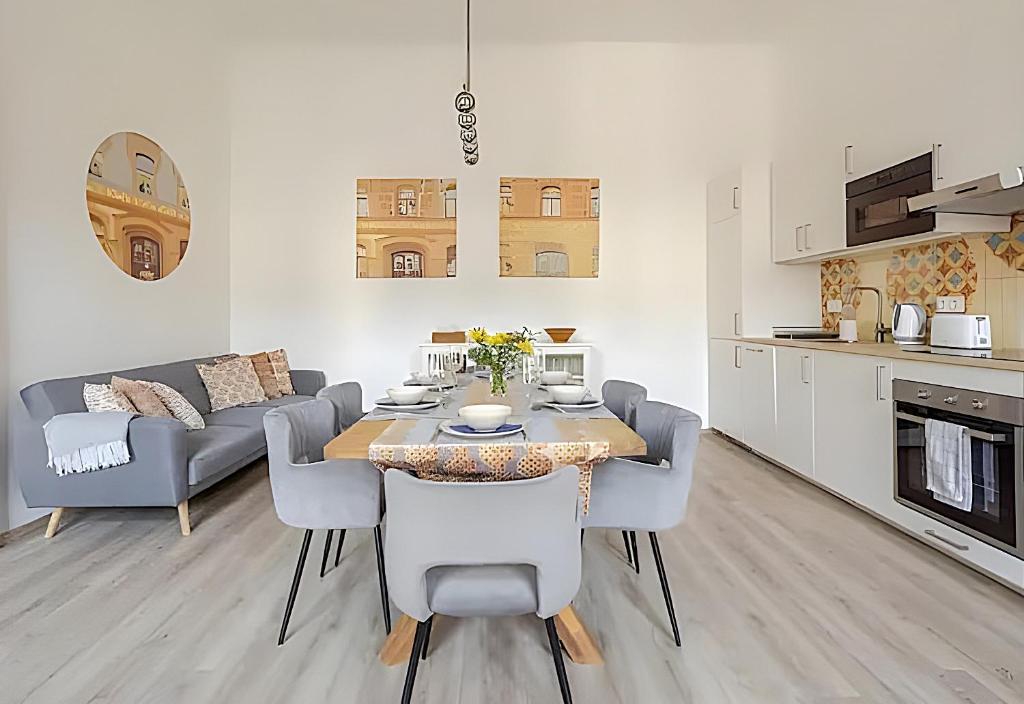Kuchyňa alebo kuchynka v ubytovaní Brody Art Boutique Apartments