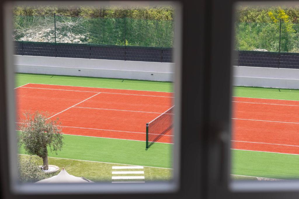 Εγκαταστάσεις για τένις ή/και σκουός στο Olea Mansion Excelsior - Tennis, ATV, Sauna, Jacuzzi, Gym ή εκεί κοντά