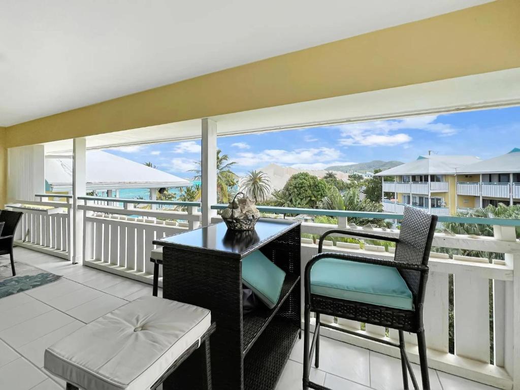 Balkón nebo terasa v ubytování Beachside Condo with Pool and Ocean Views