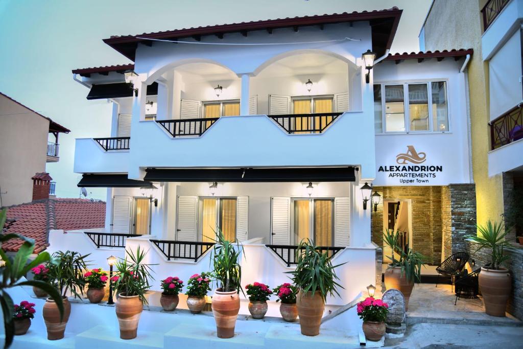 Budova, kde se aparthotel nachází