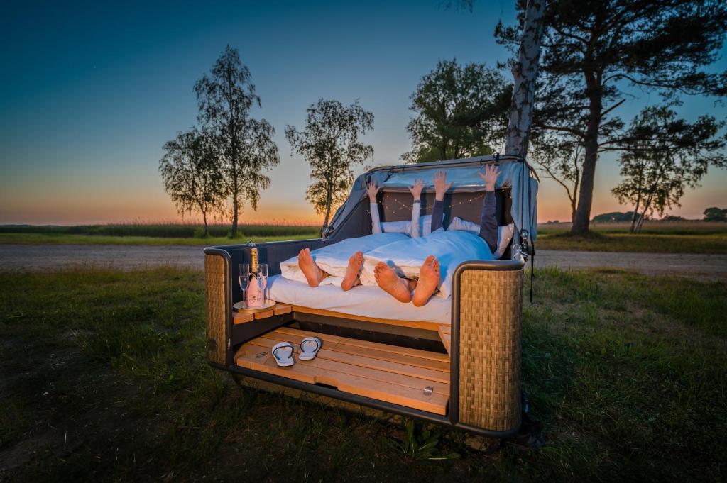 Postel nebo postele na pokoji v ubytování Hotel Mukran - Bikers Life