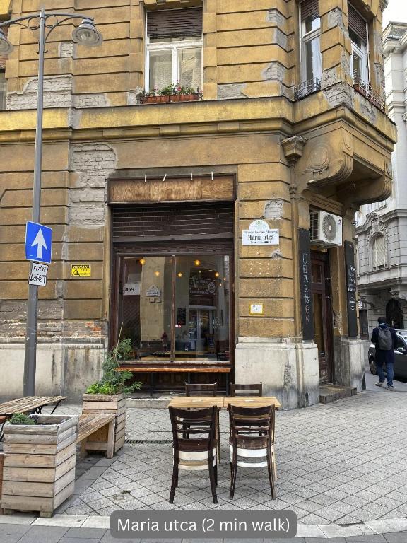 Budova, v ktorej sa apartmán nachádza