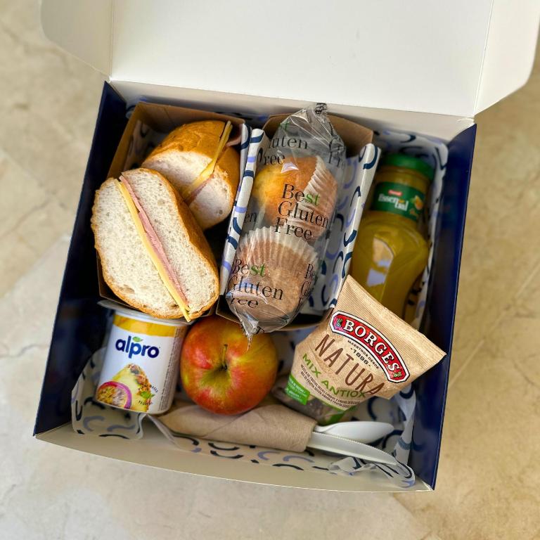 Numa Madrid Luna - Resim 17