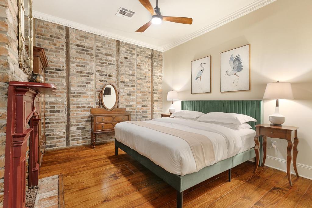 Louis Park Hotel photo