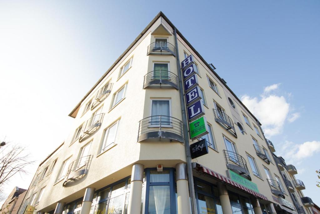 Budova, kde se hotel nachází