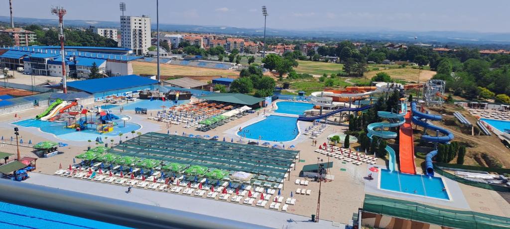 an aerial view of a water park with a pool at IL Paradiso potok akva park in Jagodina