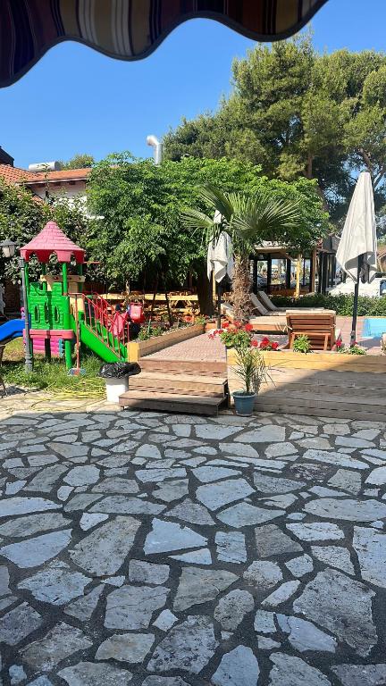 Fotografie z fotogalerie ubytování Bujtina e Zefit v destinaci Shëngjin
