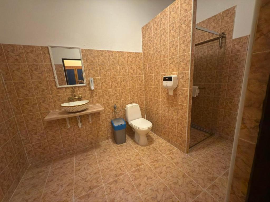 Pałac w Czyżowie Szlacheckim - Habitación Triple Estándar