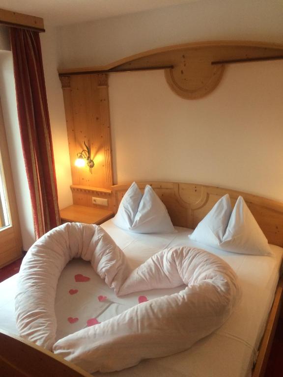 Postel nebo postele na pokoji v ubytování Aktiv Hotel Schönwald