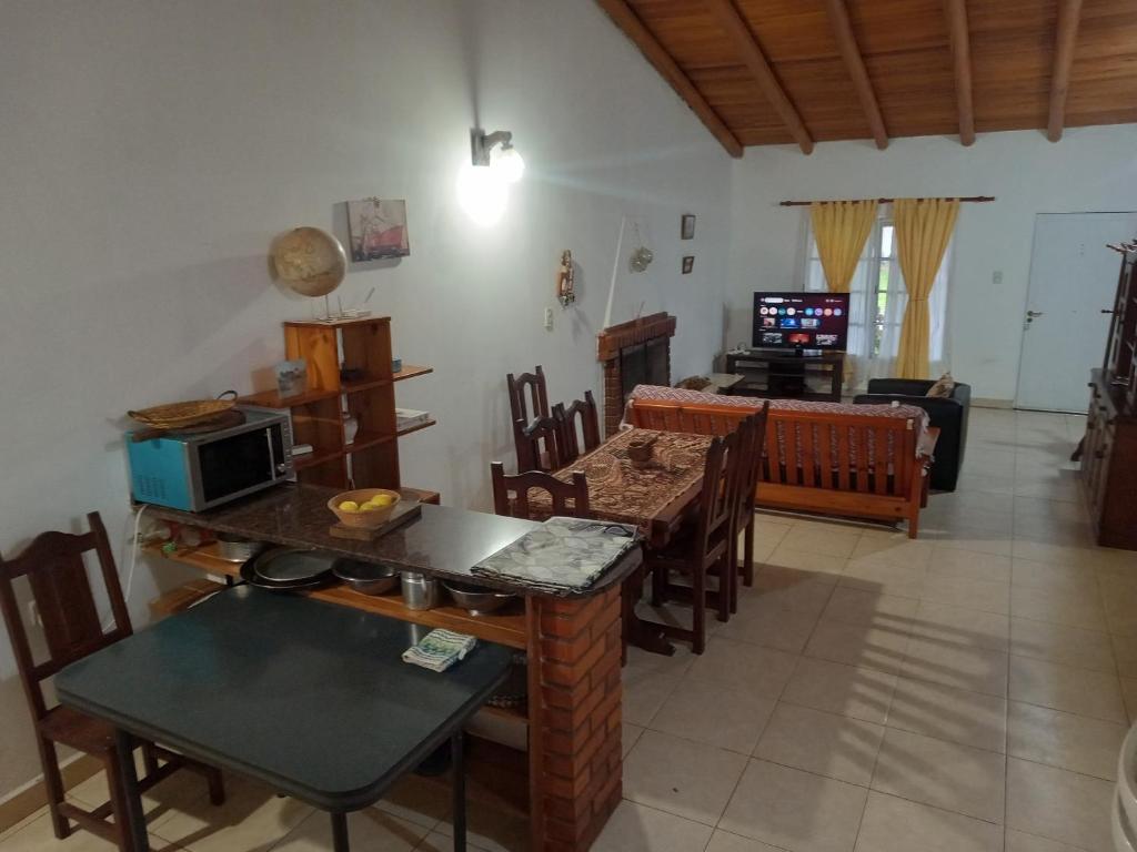 TV a/nebo společenská místnost v ubytování Casa Chalet