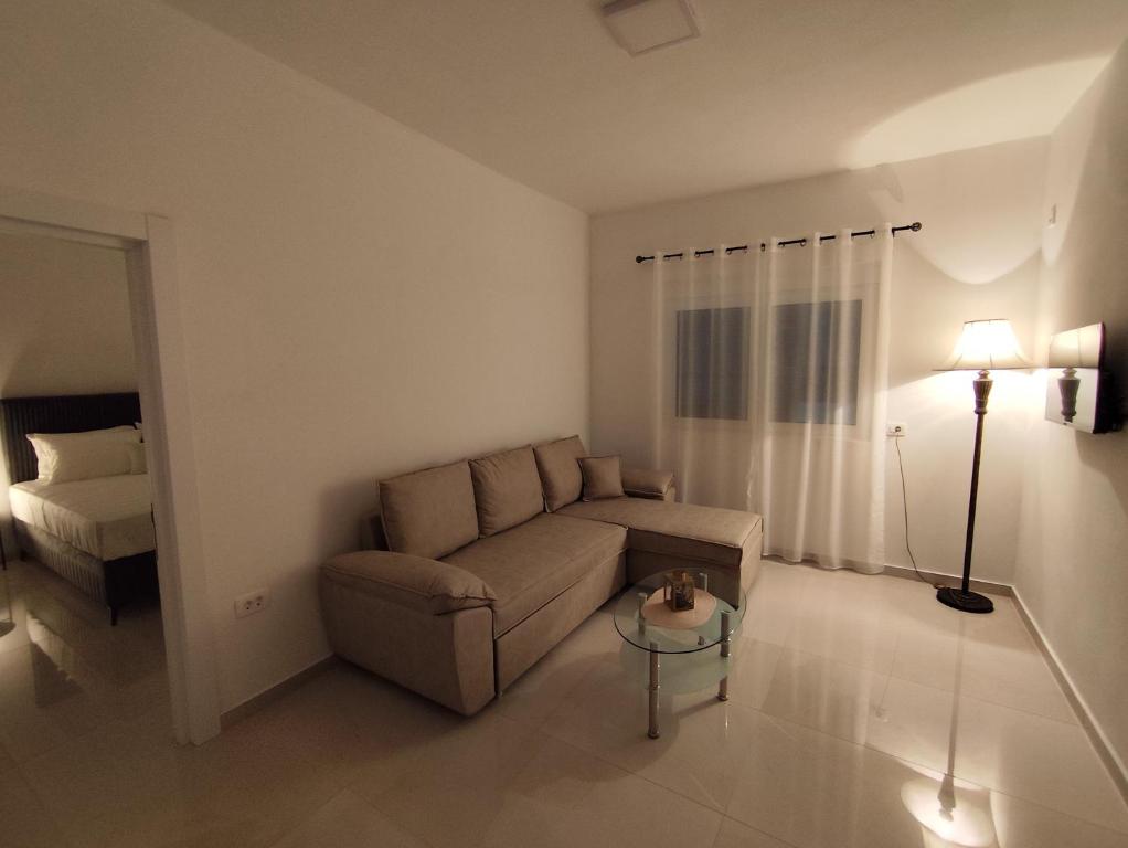 Зона вітальні в Guest House AGA