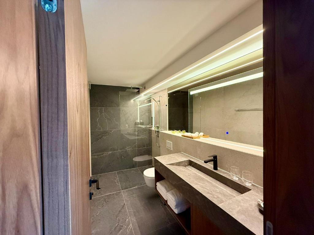 Luxe Living Basel-City - Resim 7