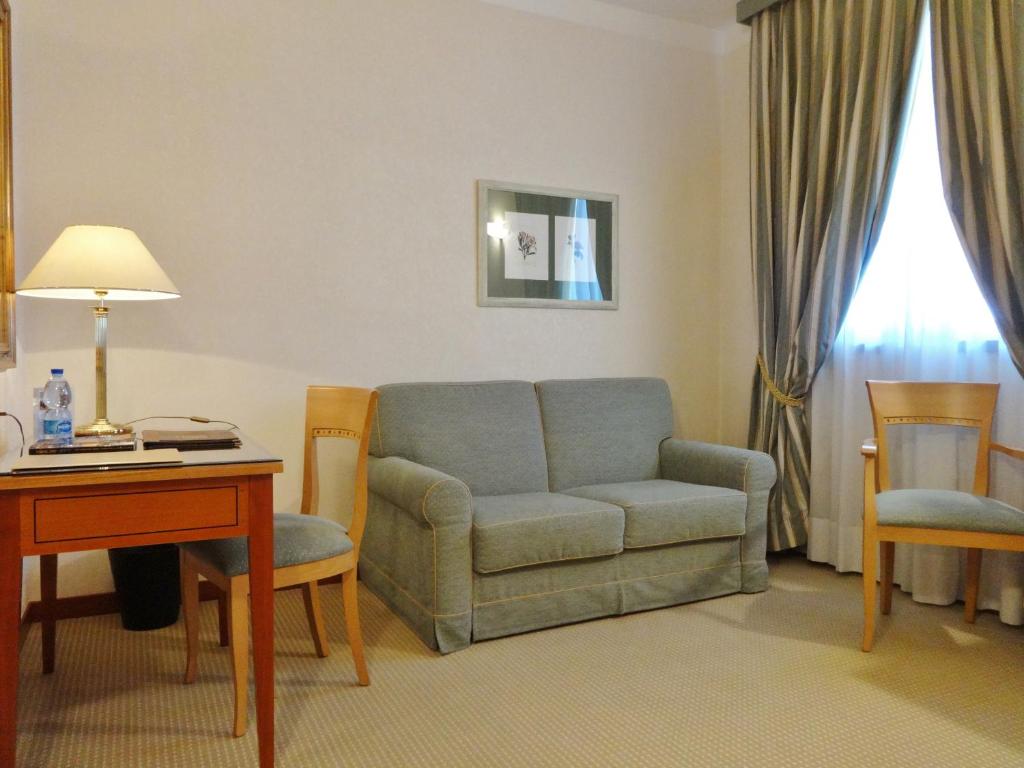 Posedenie v ubytovaní Hotel Excelsior Magenta