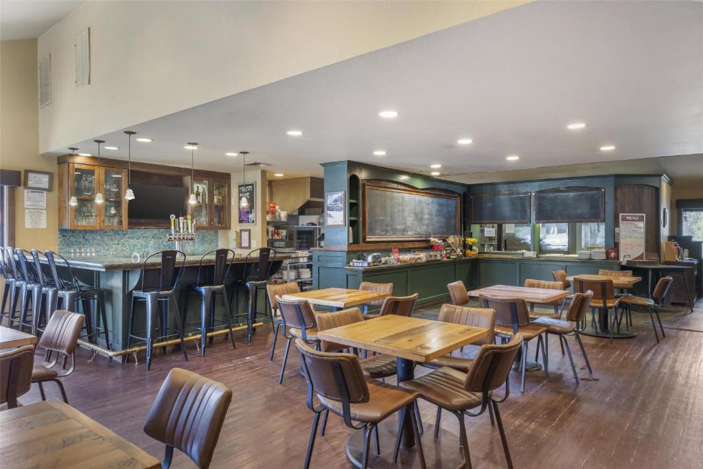 Restaurace v ubytování Best Western Plus Truckee-Tahoe Hotel