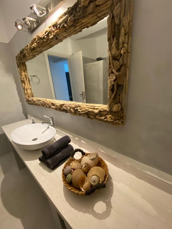 A bathroom at NV seafront Villa Aegina