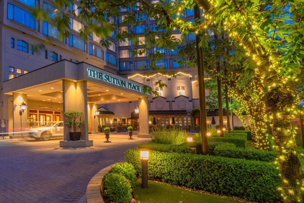 La Grande Residence at the Sutton Place Hotel - Resim 2