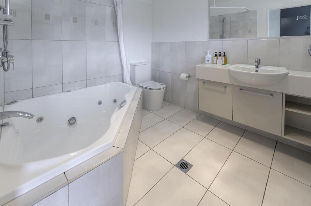 Palazzo Motor Lodge - Resim 33