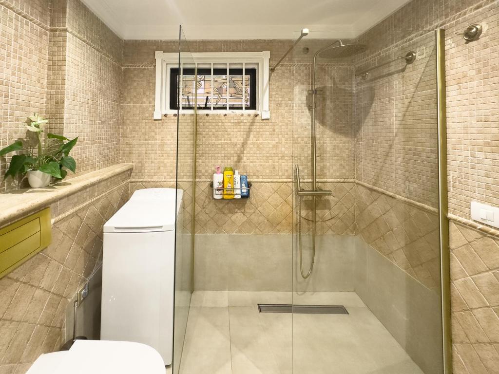 Kúpeľňa v ubytovaní Luxury ocean view apartment costa adeje