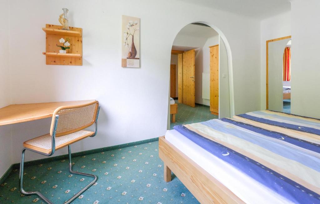 Postel nebo postele na pokoji v ubytování Cozy Apartment In Schöder With Wifi