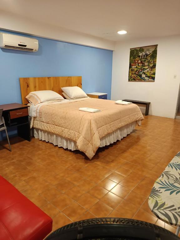 Lovely 3 bedroom apartment, near to main square