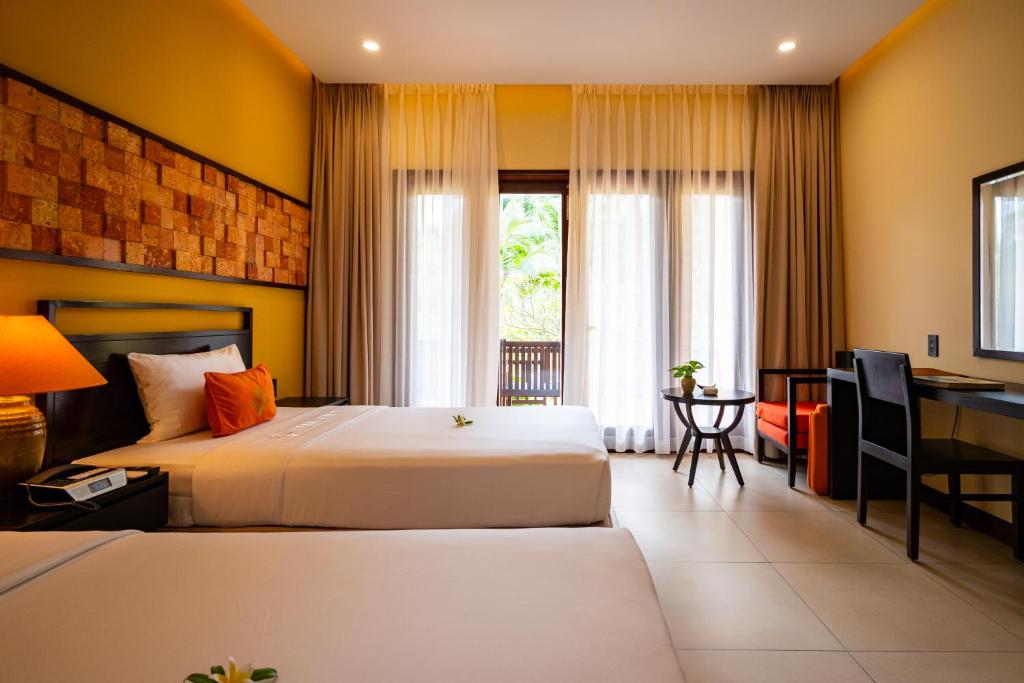 Phòng Comfort 2 Giường Đơn Có Ban Công - Minibar Miễn Phí Trong Phòng