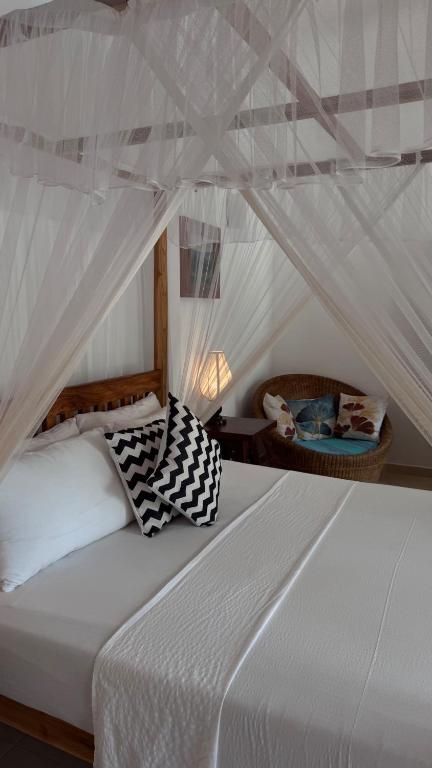 The Secret Guesthouse - 7