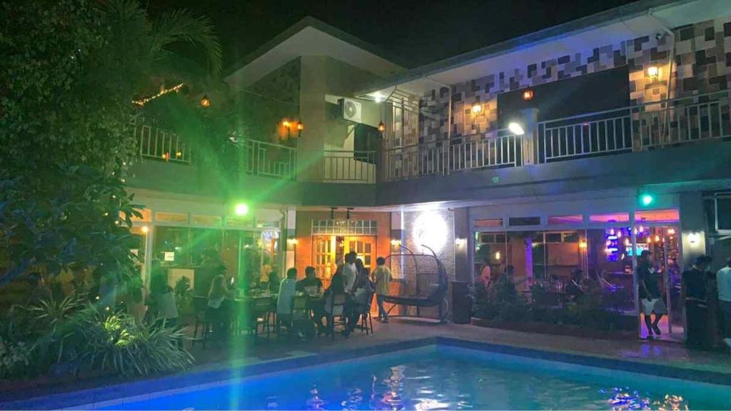 Bazén v ubytování Tres Marias' Garden Resort, Resto and Sports Bar nebo v jeho okolí