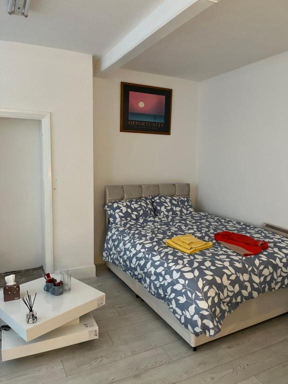 En eller flere senge i et værelse på Santal