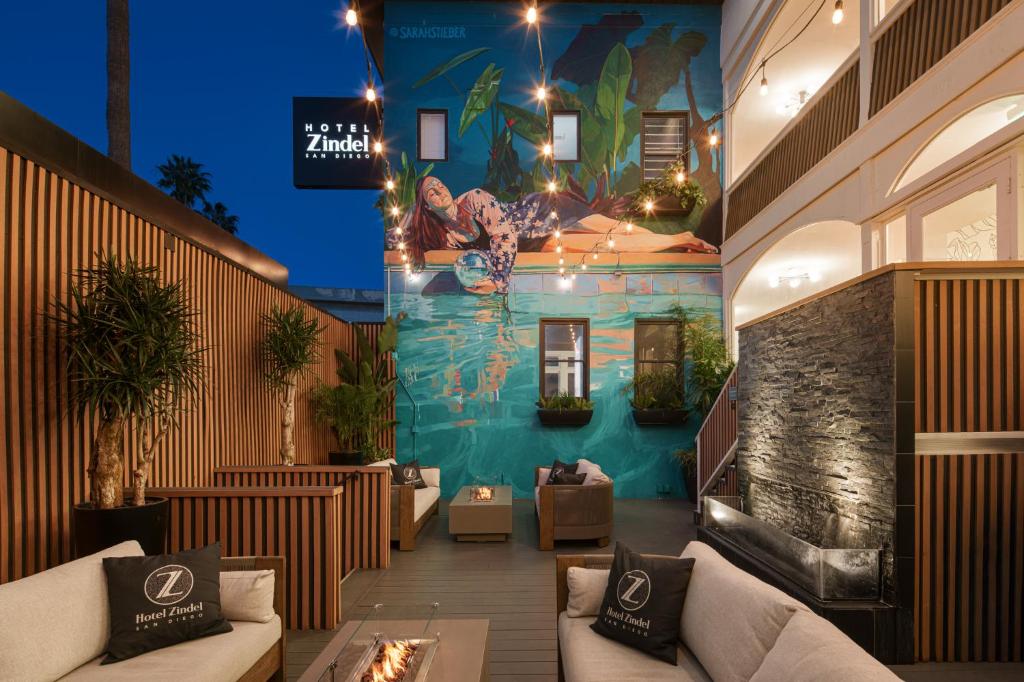 a hotel lobby with a mural on the wall at Hotel Zindel in San Diego