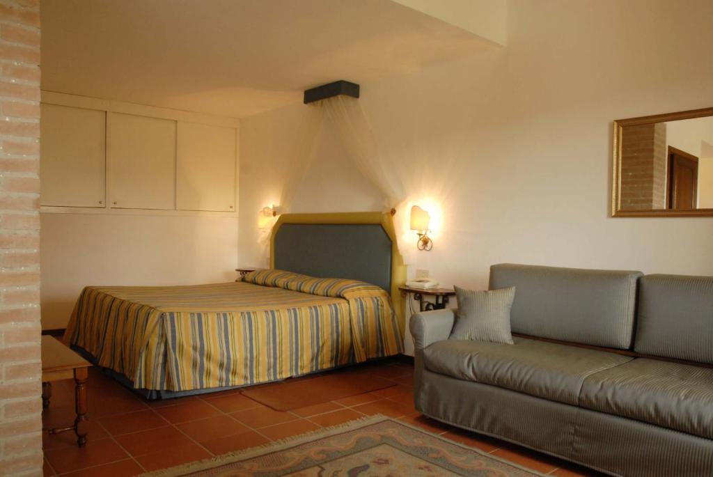 Posedenie v ubytovaní Relais Borgo Di Toiano